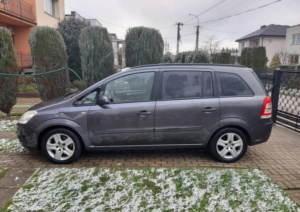 Opel Zafira cena 14000 przebieg: 212500, rok produkcji 2009 z Brańsk małe 106